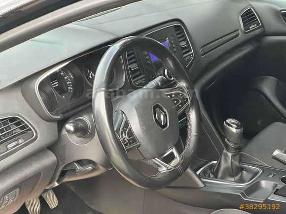 Sahibinden Renault Megane 1.5 dCi Touch 2016 Model 