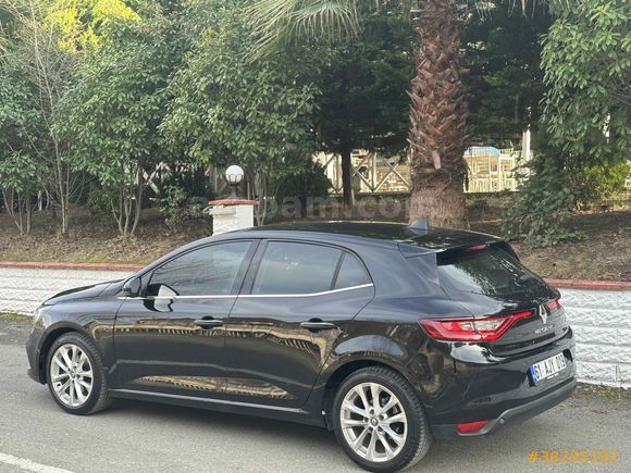 Sahibinden Renault Megane 1.5 dCi Touch 2016 Model 