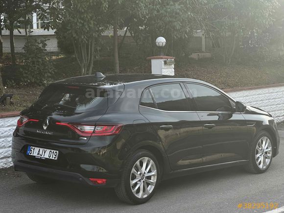 Sahibinden Renault Megane 1.5 dCi Touch 2016 Model 