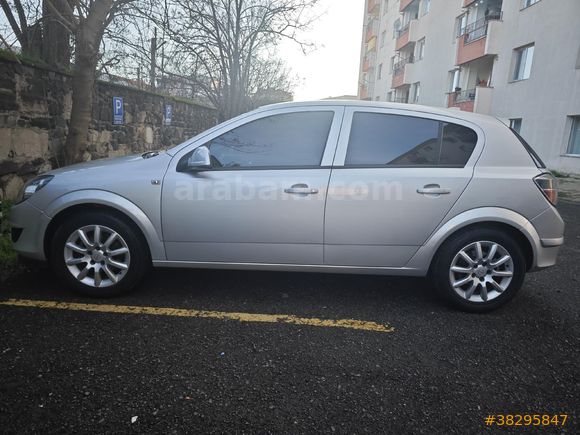 77 Bin km, Kazasız, 1.6 benzin Opel Astra