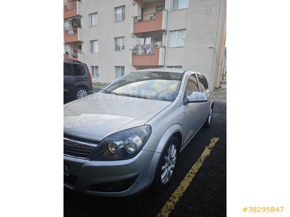 77 Bin km, Kazasız, 1.6 benzin Opel Astra