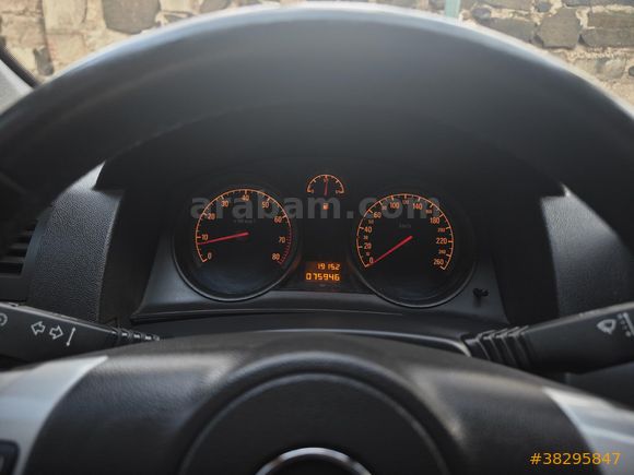77 Bin km, Kazasız, 1.6 benzin Opel Astra