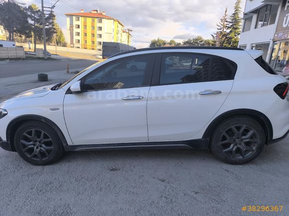 Sahibinden Fiat Egea Cross 1.4 Fire Urban 2021 Model  30.000 km Beyaz