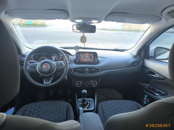 Sahibinden Fiat Egea Cross 1.4 Fire Urban 2021 Model  30.000 km Beyaz