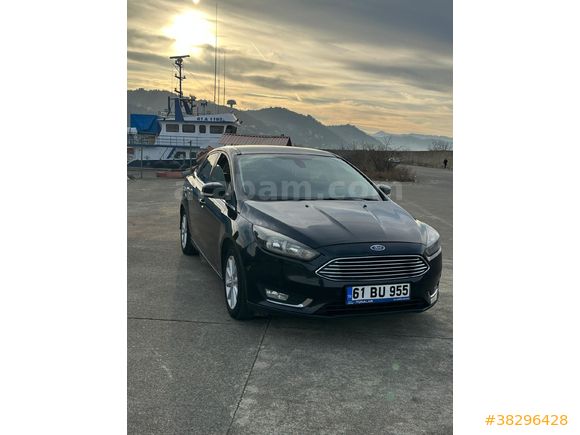 Sahibinden Ford Focus 1.6 TDCi Titanium 2015 Model  185.000 km Siyah