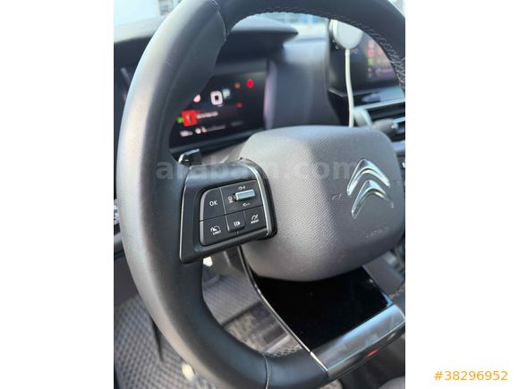 Sahibinden Citroen C4 1.2 PureTech Shine Bold 2022 Model 
