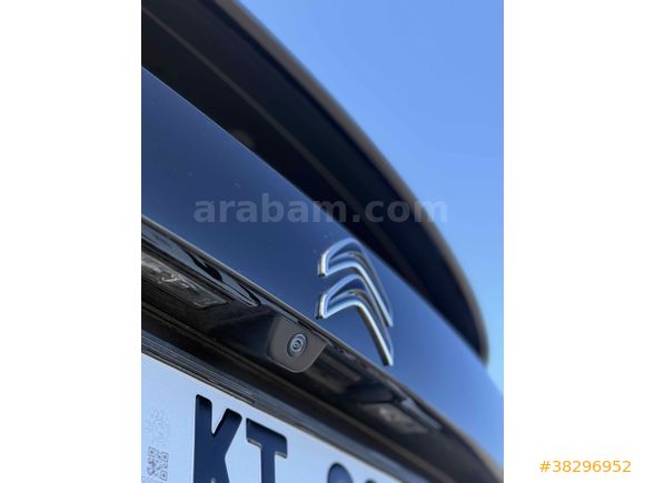 Sahibinden Citroen C4 1.2 PureTech Shine Bold 2022 Model 