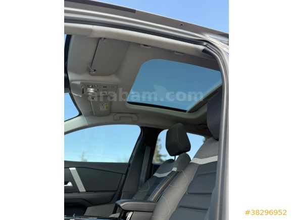 Sahibinden Citroen C4 1.2 PureTech Shine Bold 2022 Model 