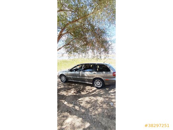 Sahibinden Volvo V40 1.8 2004 Model Ankara