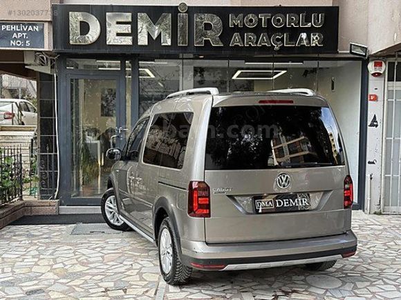 DEMİR 2018 VOLSWAGEN CADDY 2.0 TDI DSG ALLTRACK 218.000 KM