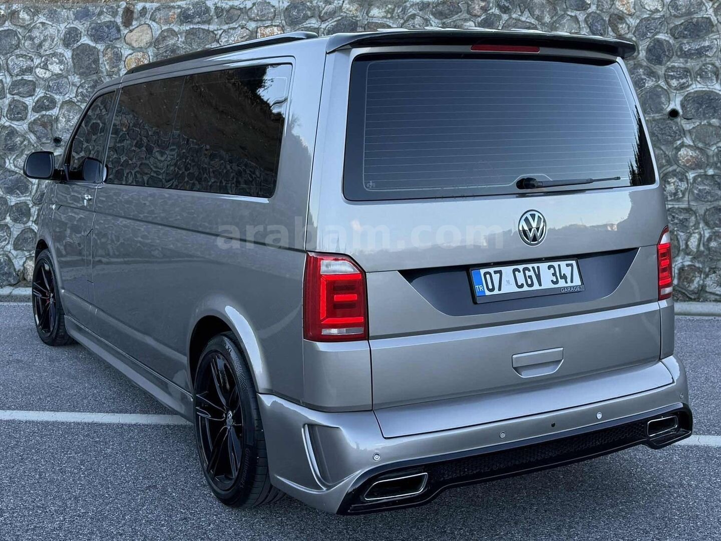 Galeriden Volkswagen Caravelle 2.0 TDI SCR BMT Highline 2018 Model Konya 170.000 km Sarı 3
