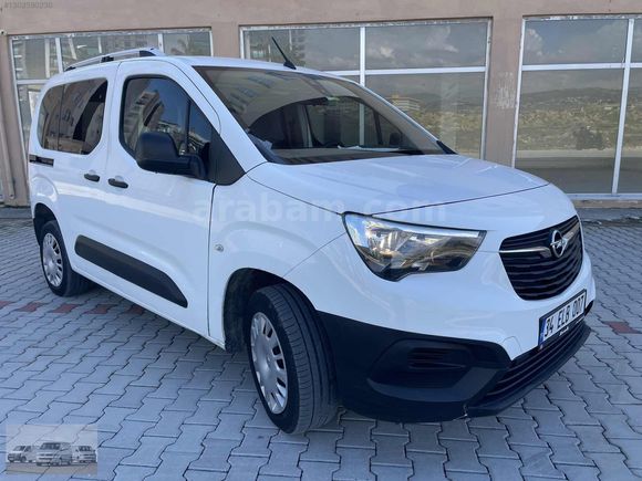 ŞOK FİYAT 2021 MODEL OPEL COMBO 1.5 CDTI ESSENTİA DÜŞÜK KM DE