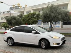 Sahibinden Ford Focus 1.5 TDCi Trend X 2016 Model Tesla ekranlı  motor şanzıman 
kusursuz