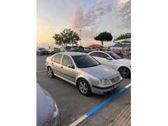 Sahibinden Volkswagen Bora 1.6 Trendline 2000 Model  219.000 km (gümüş)gri 