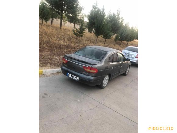 Memurdan Temiz Megane 1  