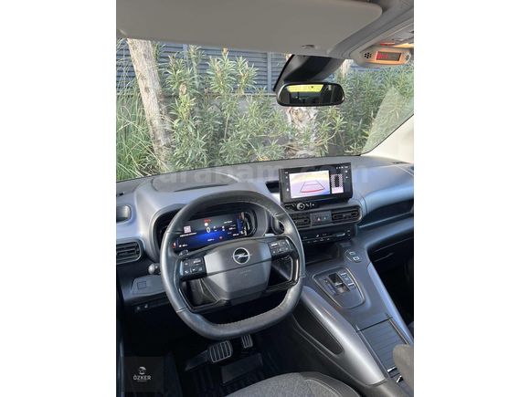 2024 CAM TAVAN OPEL COMBO ULTIMATE 37.000KM HATASIZ BOYASIZ