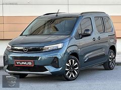 YUNUS OTOMOTİV'den 2024 Opel Combo Ultimate Cam Tavan Boyasız