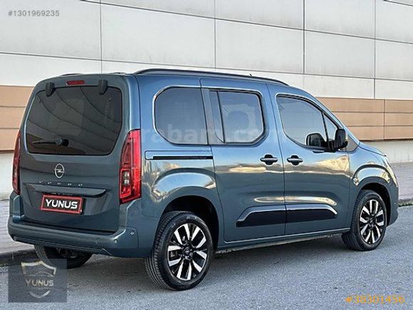 YUNUS OTOMOTİV'den 2024 Opel Combo Ultimate Cam Tavan Boyasız