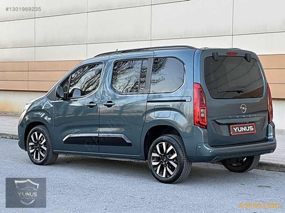 YUNUS OTOMOTİV'den 2024 Opel Combo Ultimate Cam Tavan Boyasız