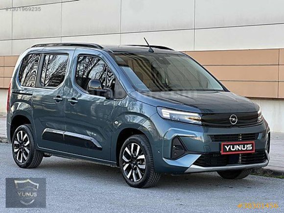 YUNUS OTOMOTİV'den 2024 Opel Combo Ultimate Cam Tavan Boyasız