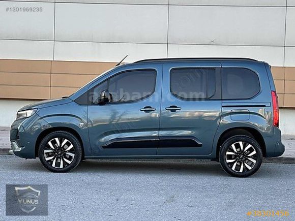 YUNUS OTOMOTİV'den 2024 Opel Combo Ultimate Cam Tavan Boyasız