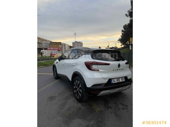 Sahibinden Renault Captur 1.3 TCe Touch Plus 2023 Model 