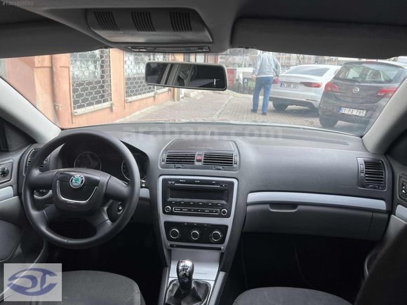 2011 OCTAVİA 1.6 AMBİENTE - BENZİN+LPG - DEĞİŞENİ YOK- 267 000KM