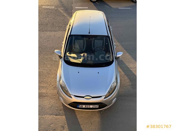 Sahibinden Ford Fiesta 1.25 My 2010 Model Sivas 199.000 km Gri