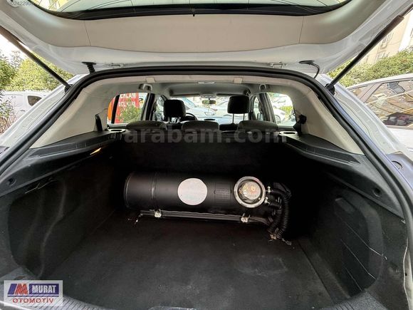 2013 model 1.6 tam otomatik Megane