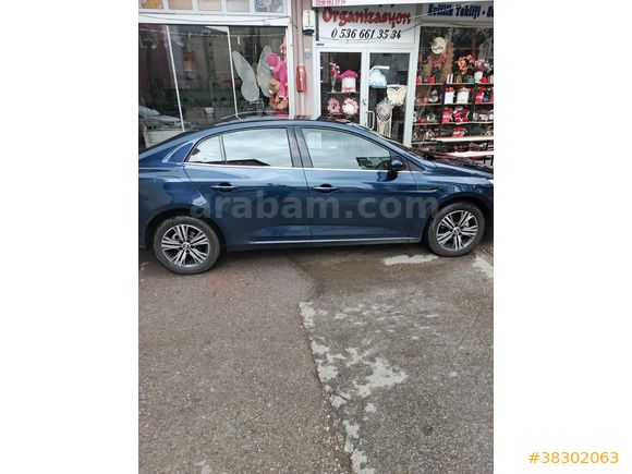 Sahibinden Renault Megane 1.3 TCe Touch 2023 Model