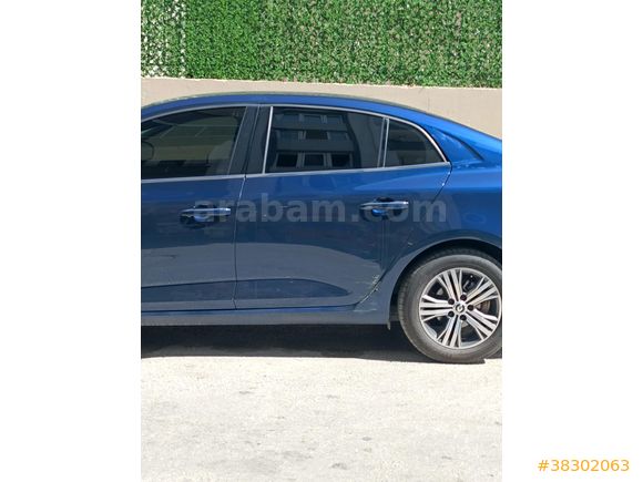Sahibinden Renault Megane 1.3 TCe Touch 2023 Model