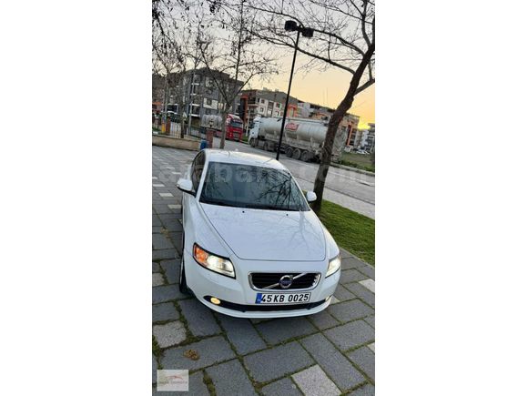 ORJİNAL DEĞİŞENSİZ KAZASIZ 1 PARÇA BOYALI TAKAS OLUR