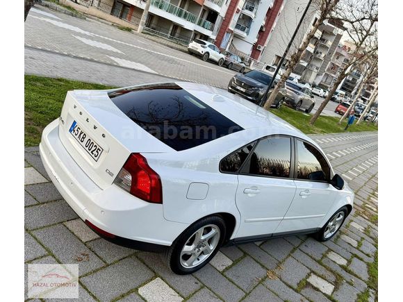 ORJİNAL DEĞİŞENSİZ KAZASIZ 1 PARÇA BOYALI TAKAS OLUR