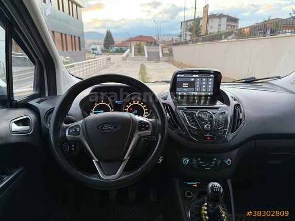 Sahibinden Ford Tourneo Courier 1.6 TDCi Titanium 2017 Model 
