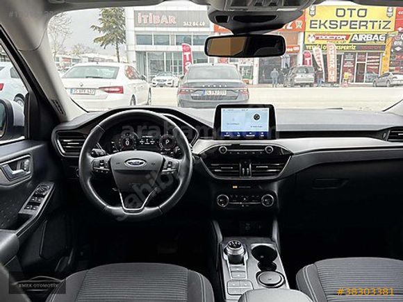 EMEK OTOMOTİV'DEN 2020 KUGA 1.5 ECOBLUE TİTANİUM 72 KM BOYASIZ