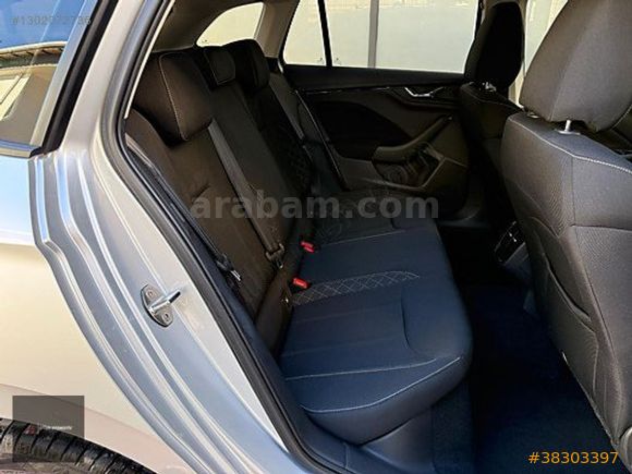 BOYASIZ 2022 SKODA SCALA 1.0 TSİ ELİTE DSG VİTES