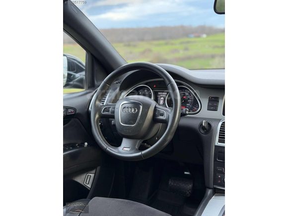 TR DE TEK FUAR ARACI FULL+FULL 2011 AUDİ Q7 193.000 KM S-LİNE