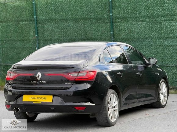 2018 MODEL RENAULT MEGANE TEK PARÇA BOYALI İCON %20 FATURALI