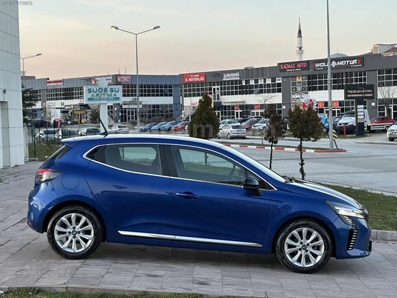 2024 MODEL CLİO 1.0 TCE EVOLUTİON PAKET OTOMATİK