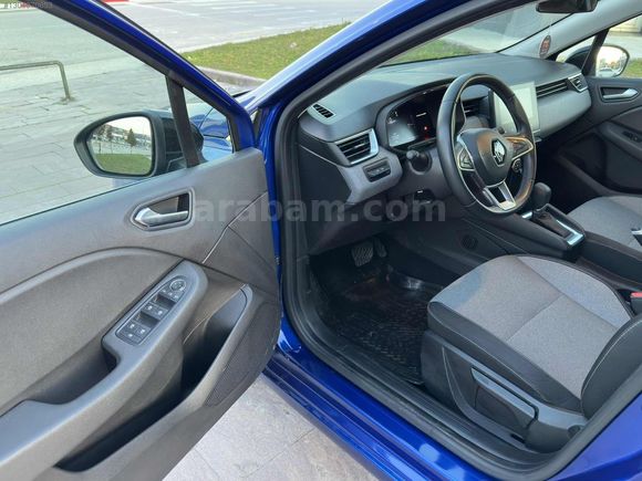 2024 MODEL CLİO 1.0 TCE EVOLUTİON PAKET OTOMATİK
