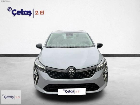 ÇETAŞ RENAULT MAHMUTBEY'DEN 2025 CLİO EVO BOYASIZ 27.000 KM