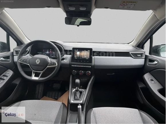 ÇETAŞ RENAULT MAHMUTBEY'DEN 2025 CLİO EVO BOYASIZ 27.000 KM