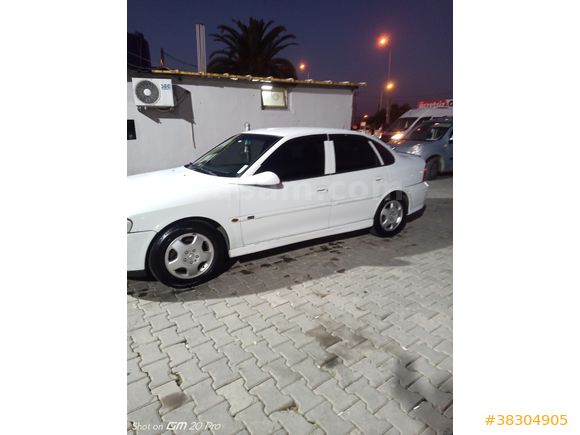 Sahibinden Opel Vectra 2.0  16v otomatik  cdx  2000 Model  0 motorlu Beyaz