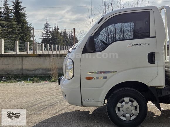 ÖZGÜNEŞ DEN 2007 MODEL 2500 MOTOR ÇİFT TEKER BONGO