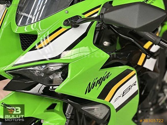 Galeriden Kawasaki Ninja ZX 6R 2025 Model Ankara 6.001 km Yeşil