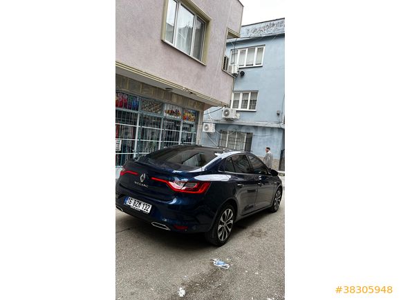 Sahibinden Renault Megane 1.3 TCe Icon 2023 Model 