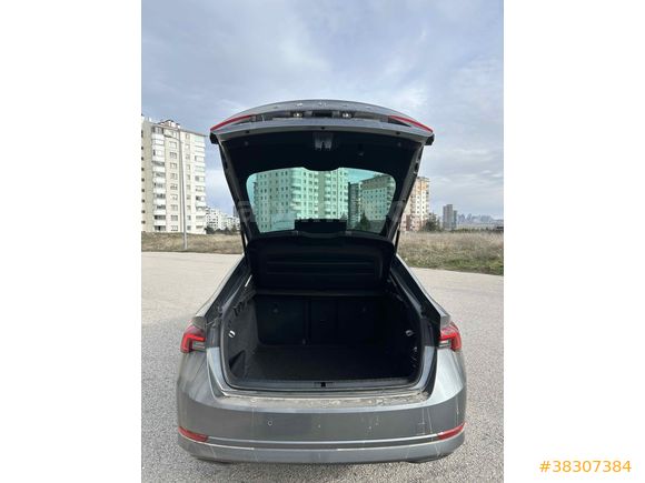 Sahibinden Skoda Octavia 1.5 e-Tec Premium 2023 Model 
