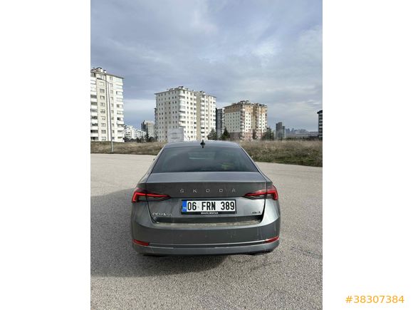 Sahibinden Skoda Octavia 1.5 e-Tec Premium 2023 Model 