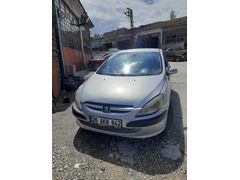 Sahibinden Düşük kilometreli  Peugeot 307 1.6 XR 2004 Model 
