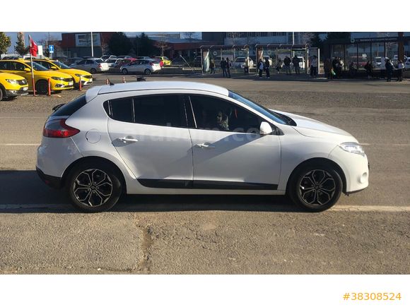 Sahibinden Renault Megane 1.5 dCi Expression 2011 Model